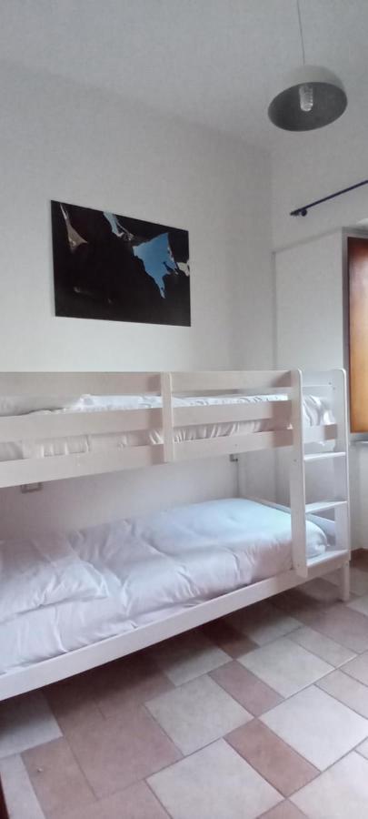 דירות נואורו Casa Gonario מראה חיצוני תמונה